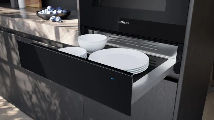 Siemens IQ700 Warmer Drawer Black Glass BI710C1B1-3