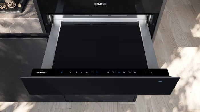 Siemens IQ700 Warmer Drawer Black Glass BI710C1B1-2