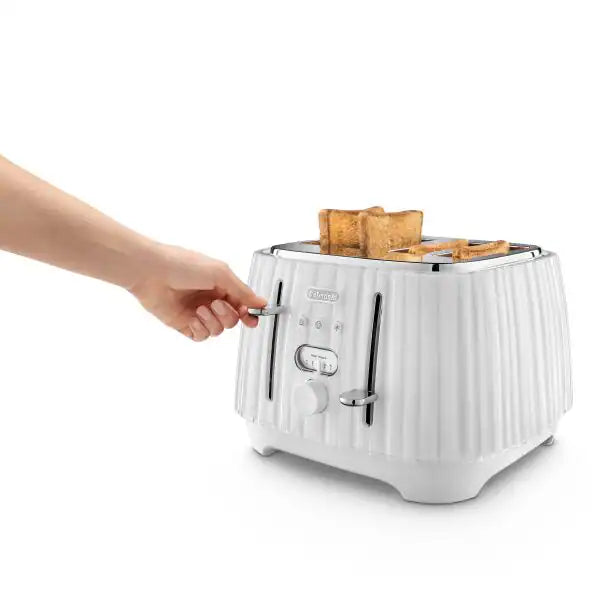 DeLonghi 4 Slice Ballerina Toaster White CTD4003.W-4