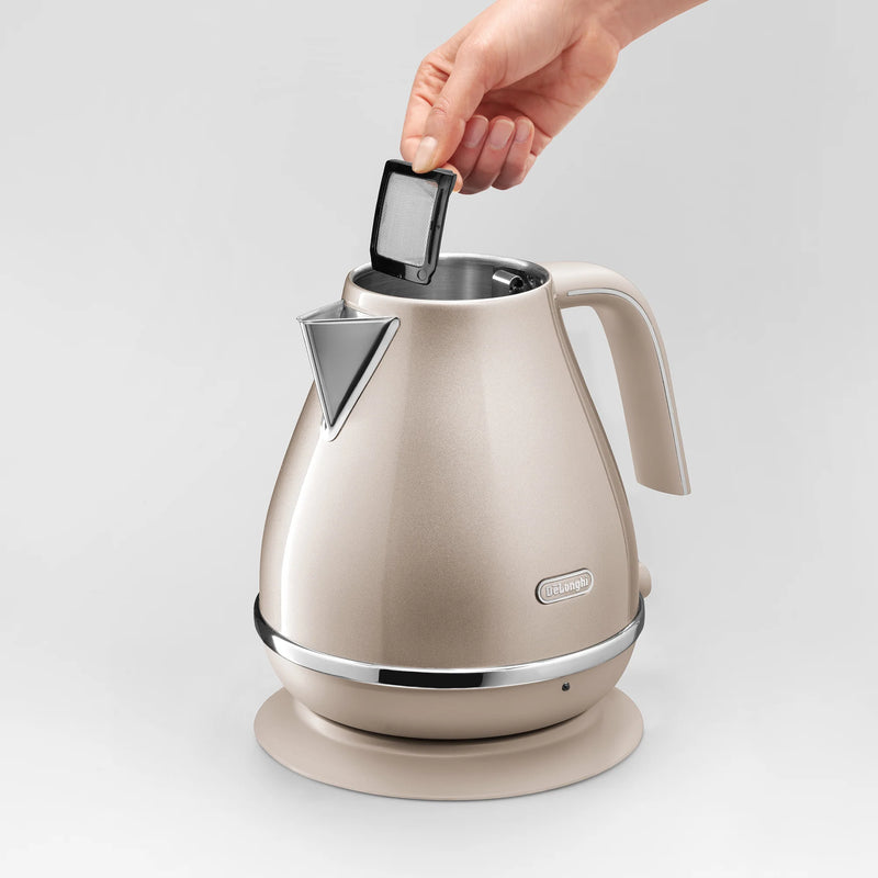 DeLonghi 1.7L Icona Metallics Kettle Beige KBOT3001.BG-4