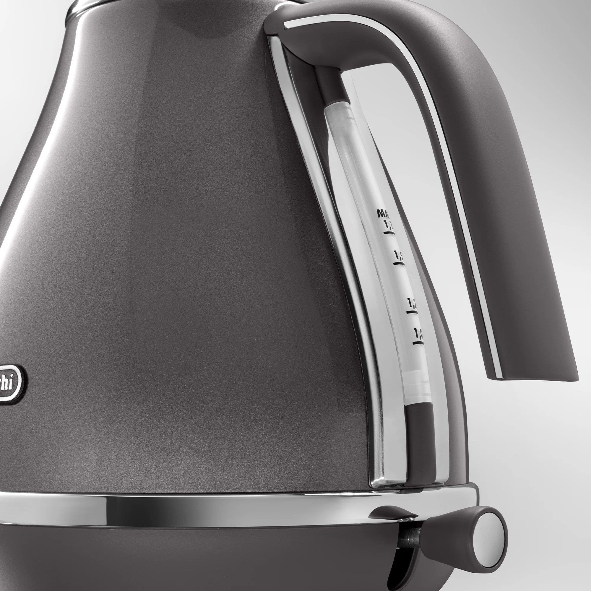 De'Longhi 1.7L Icona Metallics Kettle Grey KBOT3001.GY