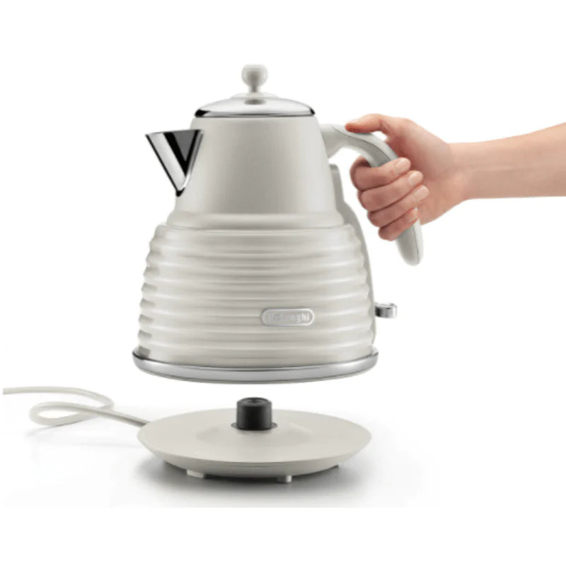 DeLonghi 1.5L Scolpito Kettle White KBZS3001.W-3