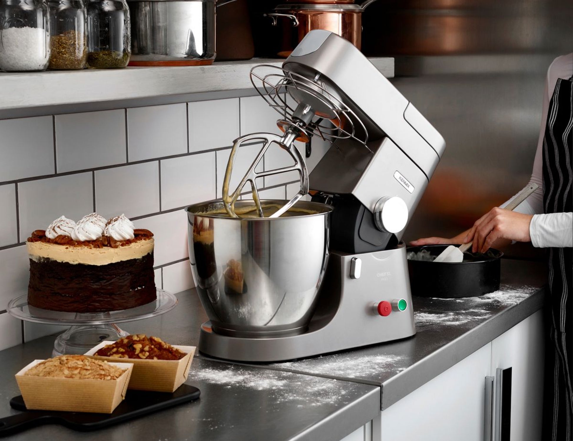 Kenwood Chef XL Pro Kitchen Machine KPL9000S-5
