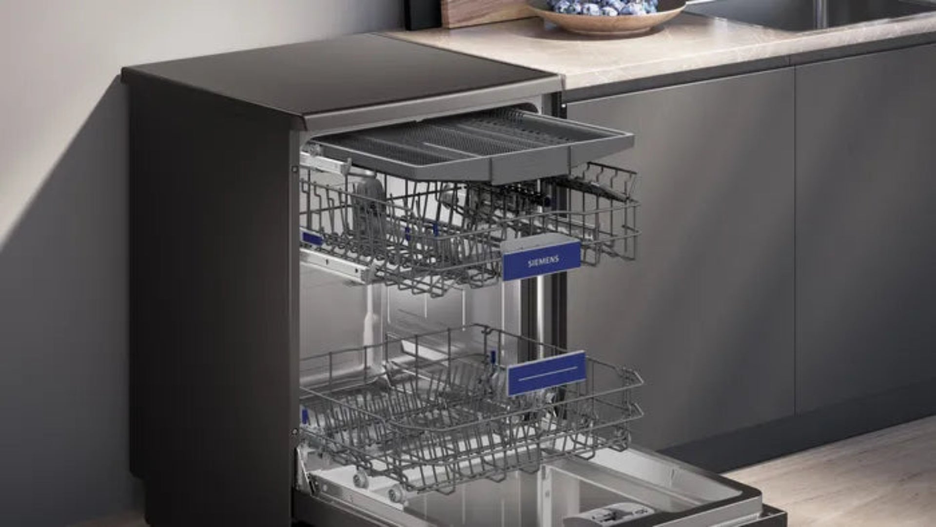 Siemens 13 Place Setting Dishwasher Black Steel SN25EC02MZ