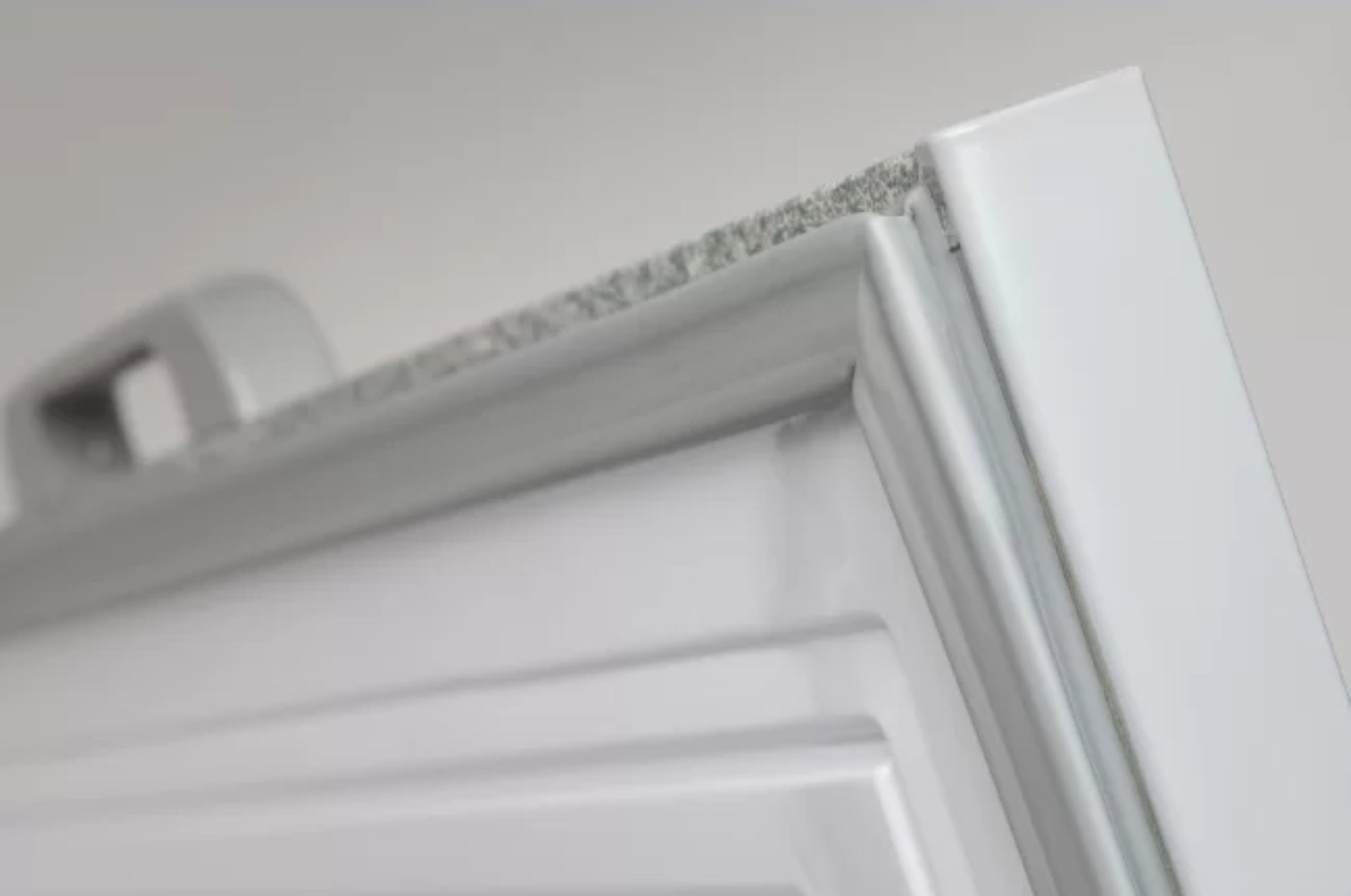 Univa 110L Chest Freezer White UC125W-6