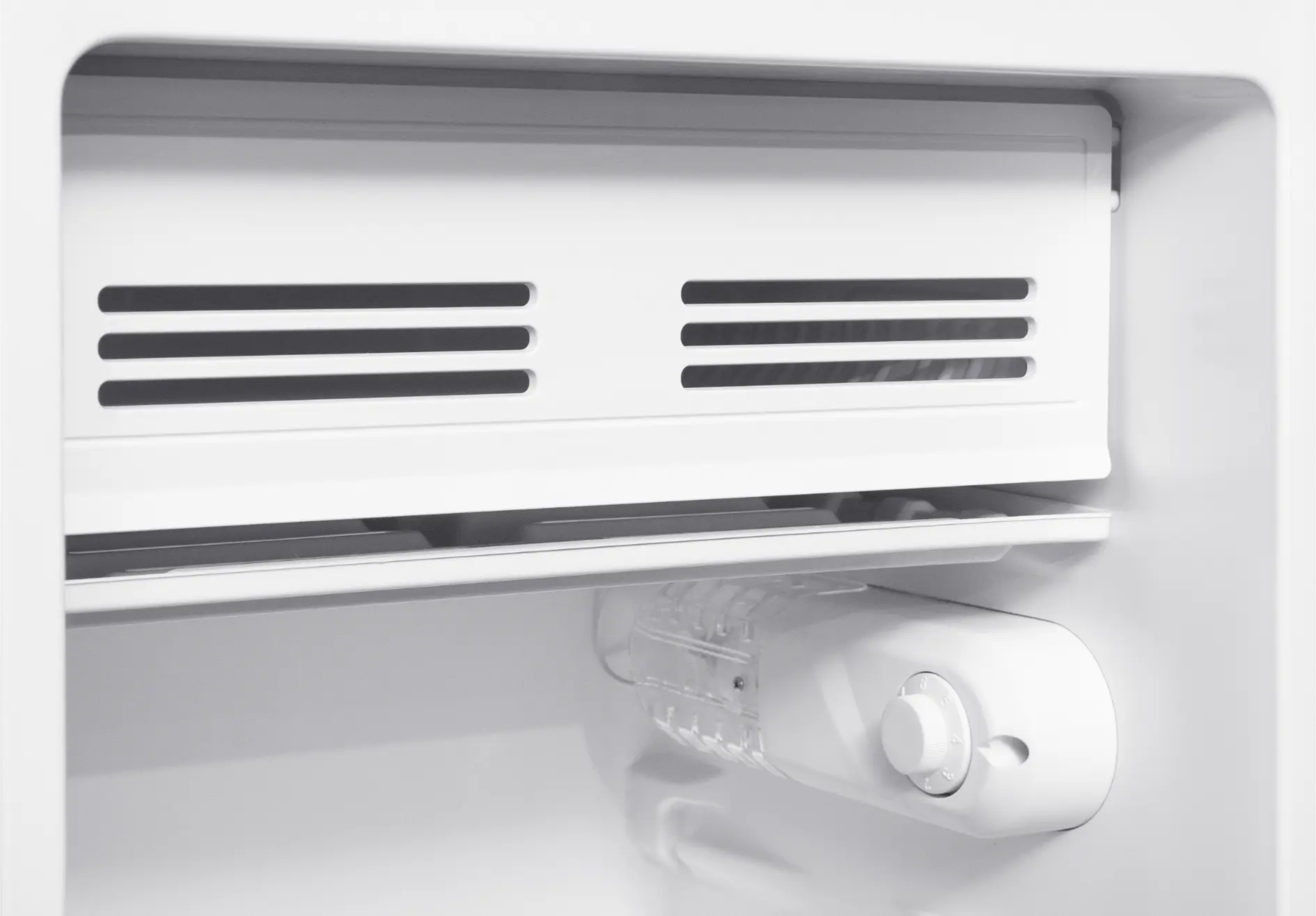 Univa 81L Bar Fridge White USD120W