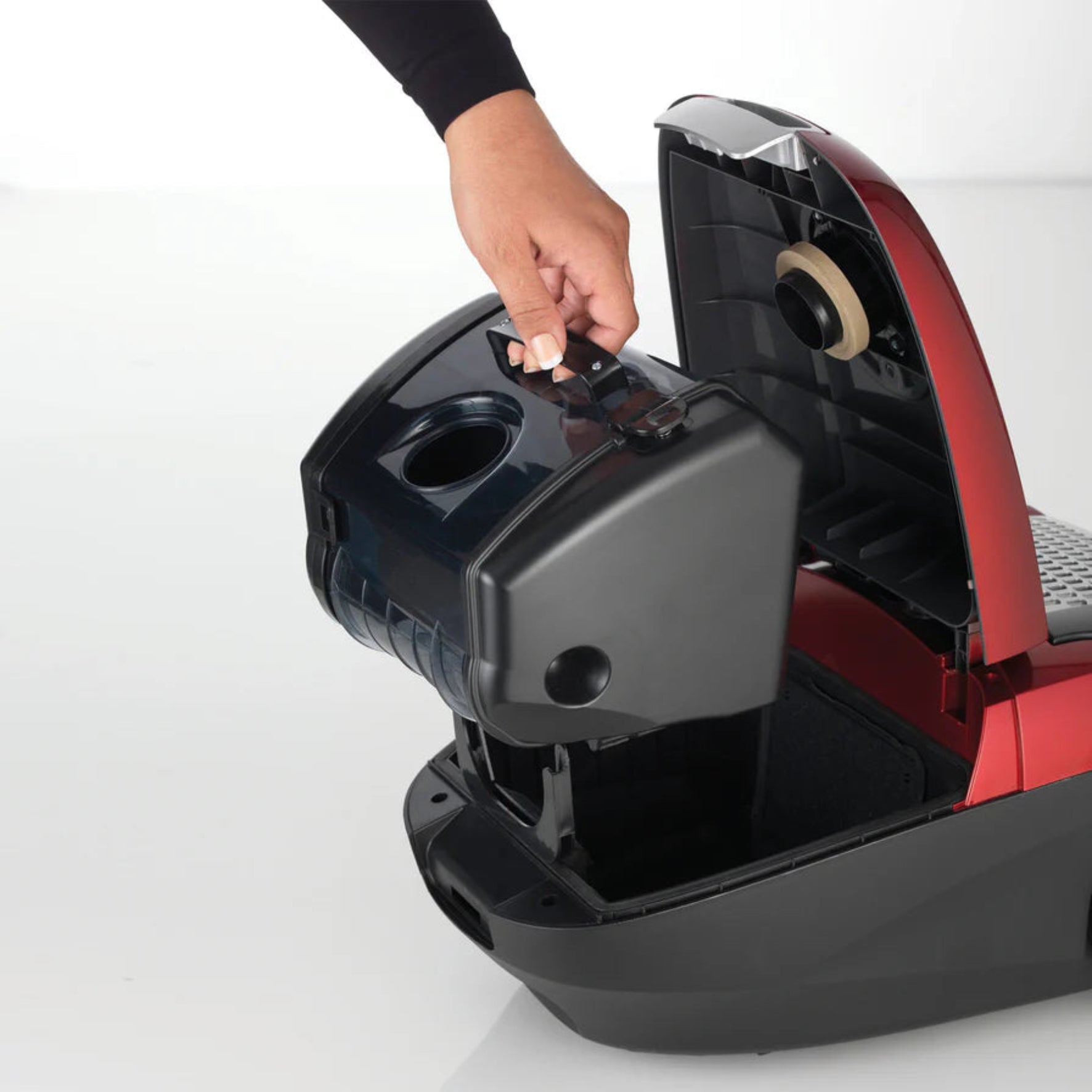 Kenwood Bag & Bagless Vacuum Cleaner Black/Red VCP90.000BR