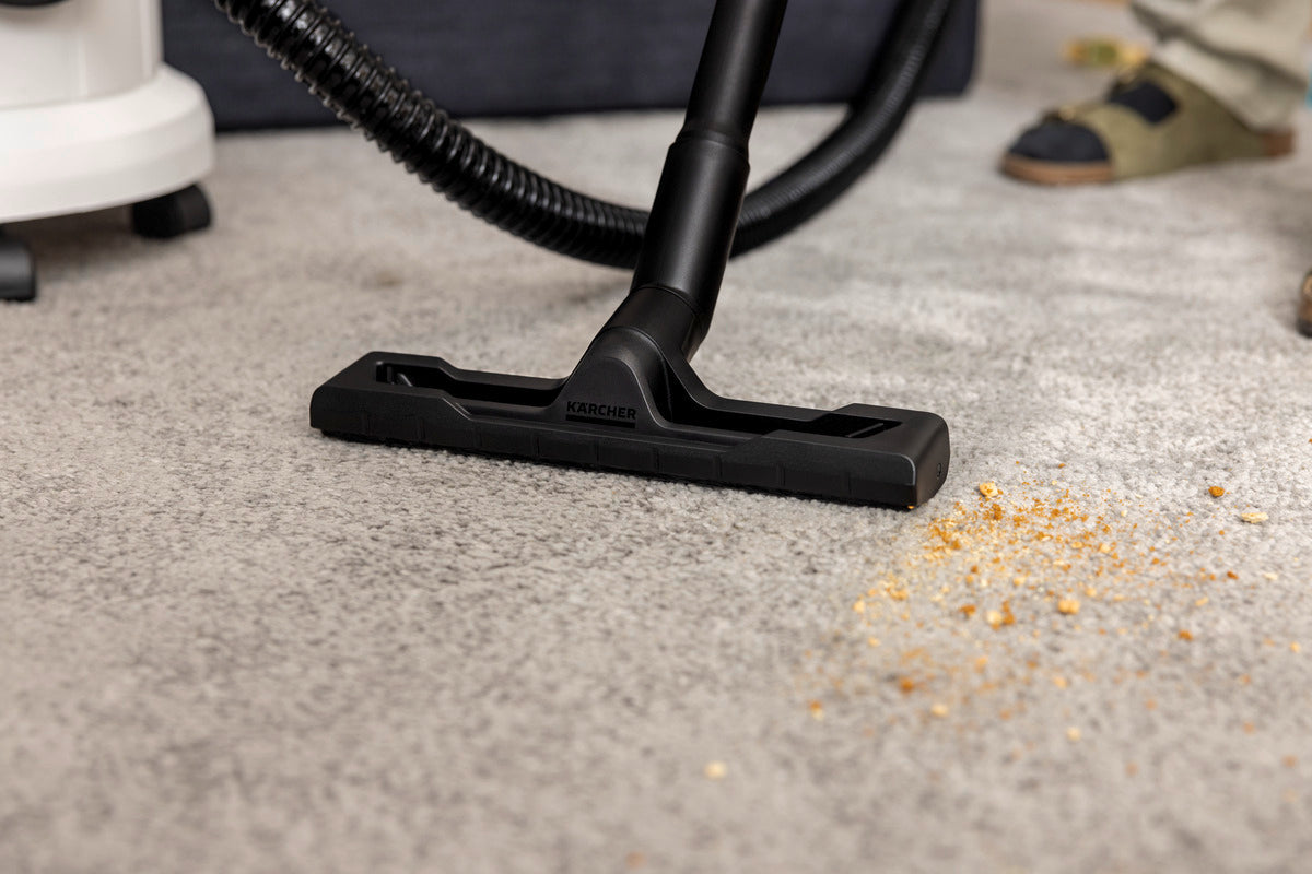 Karcher SE 4 High Pressure Extraction Vacuum Cleaner White SE4-4